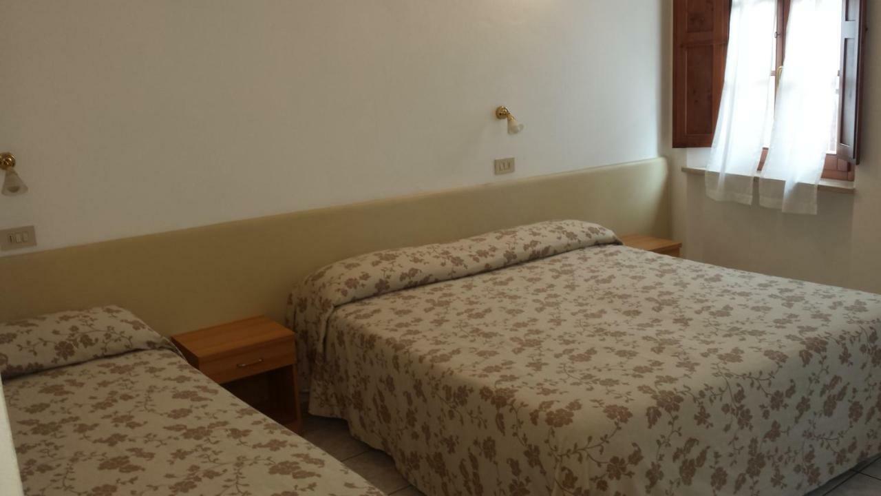 Camere La Torre Volterra Luaran gambar